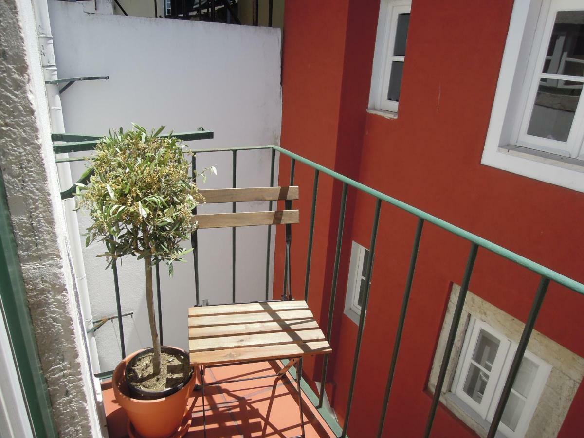 Lx 77 Apartment *